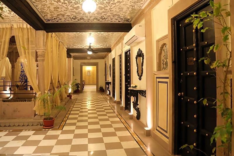 Brijrama Palace, Varanasi - By The Ganges Экстерьер фото